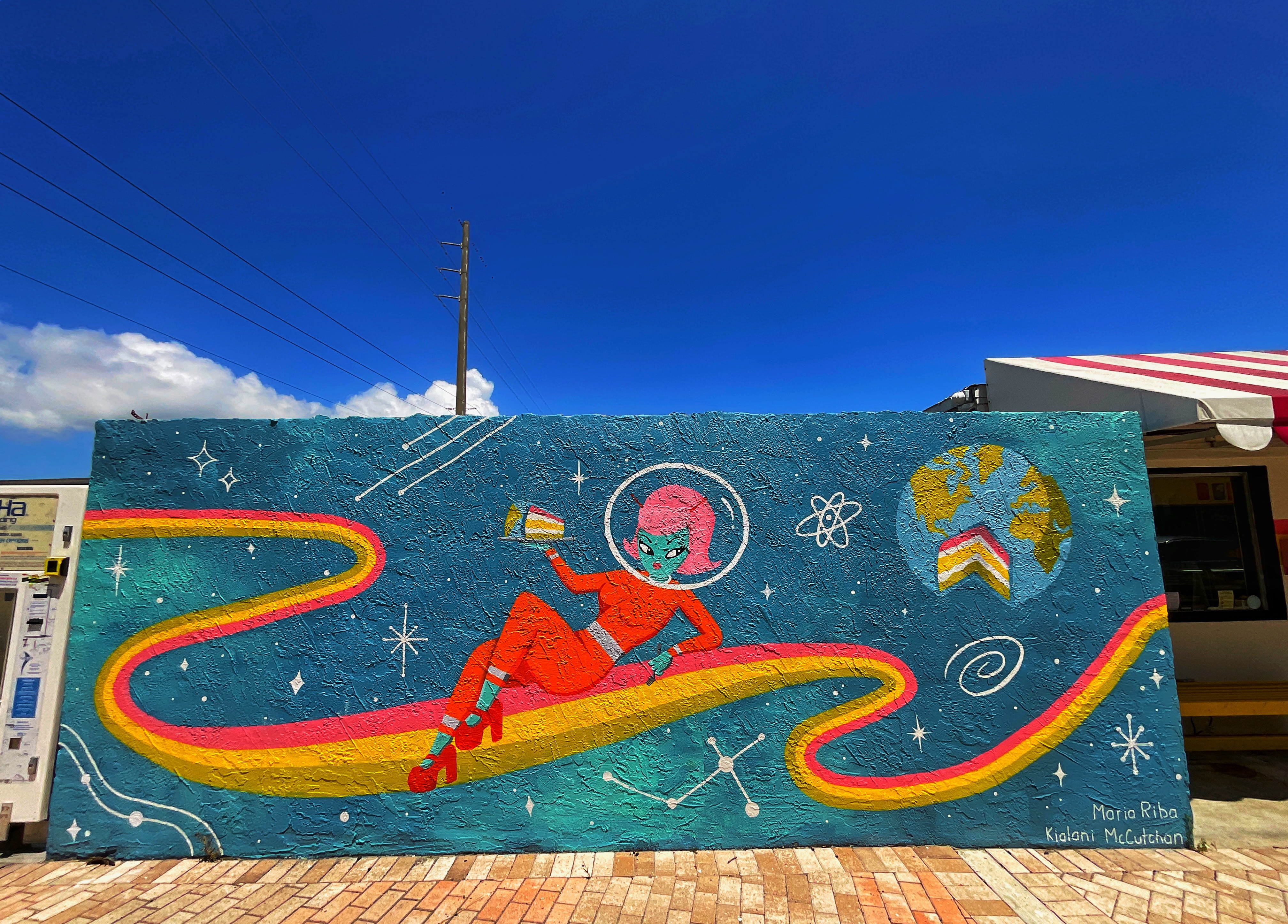Maria Riba COCOA BEACH, FLORIDA STREET ART: MS. JETSON by MARIA RIBA & KIALANI ...
