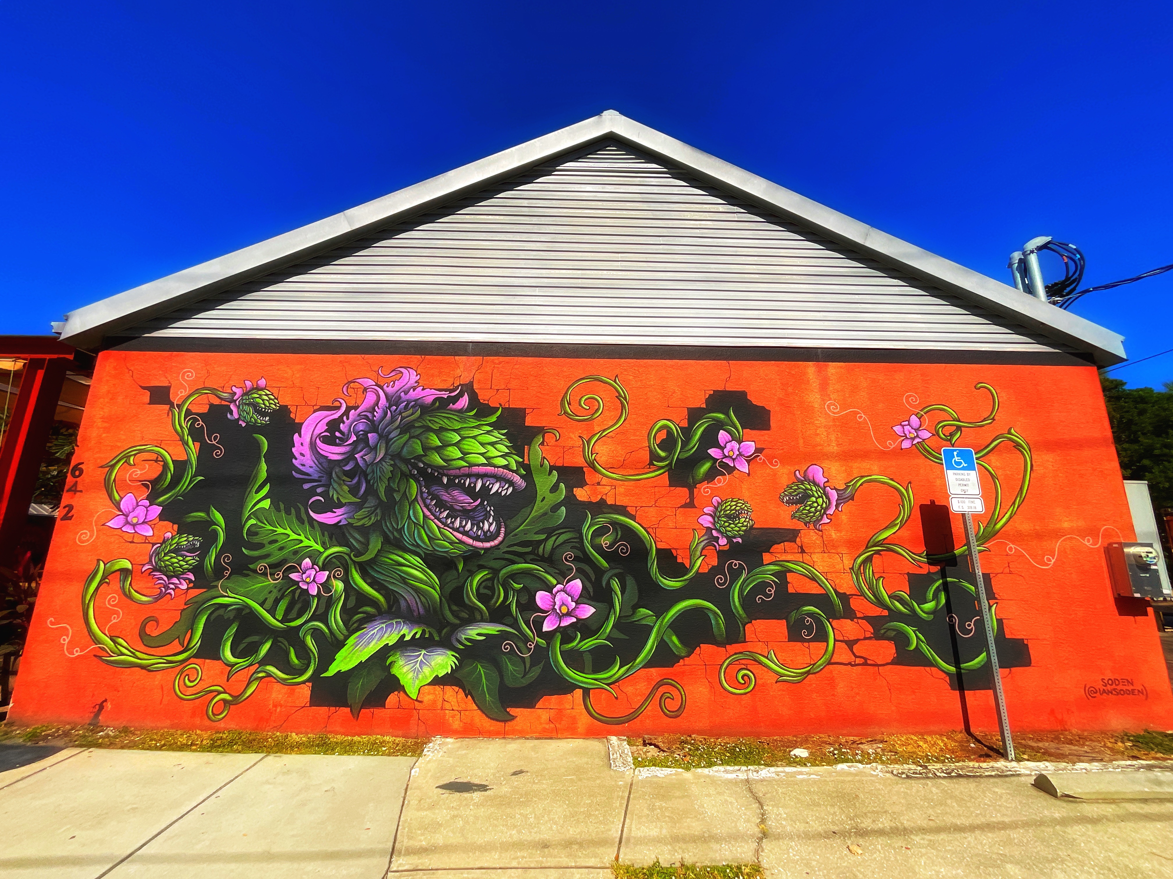 MELBOURNE, FLORIDA STREET ART: AUDREY 2 by IAN SODEN – TOKIDOKI